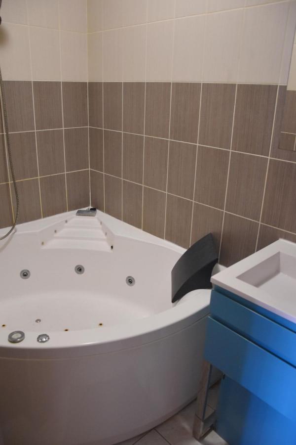 Le Zen Appartement Balneo เกรอน็อบล์ ภายนอก รูปภาพ